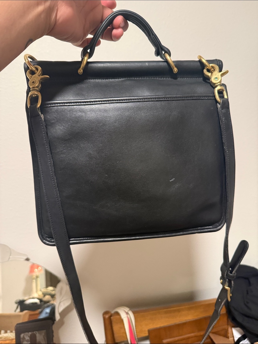 Coach Willis Classic Black Leather Crossbody Satchel with Gold-Tone Turn Lock - Picture 2 of 8